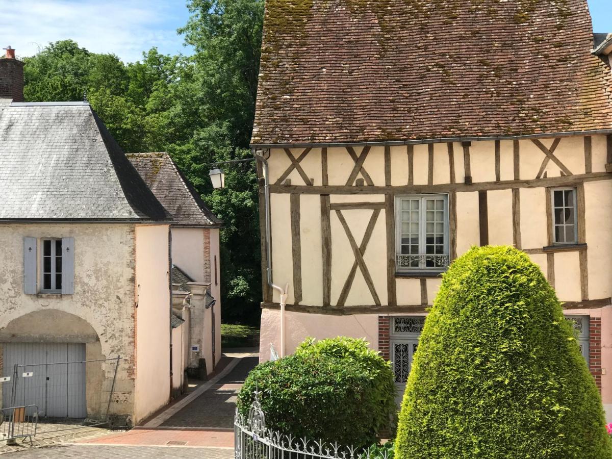 La Maison Jeanne D'Arc Saint-Fargeau  Eksteriør bilde