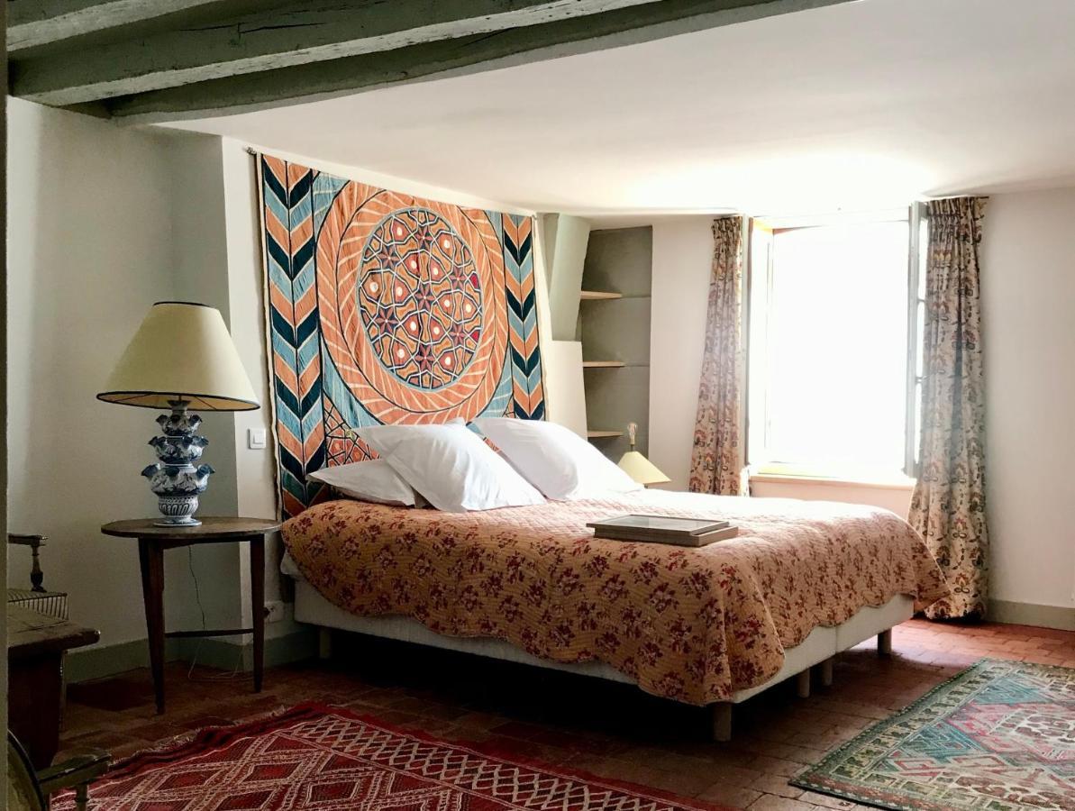 La Maison Jeanne D'Arc Saint-Fargeau  Rom bilde