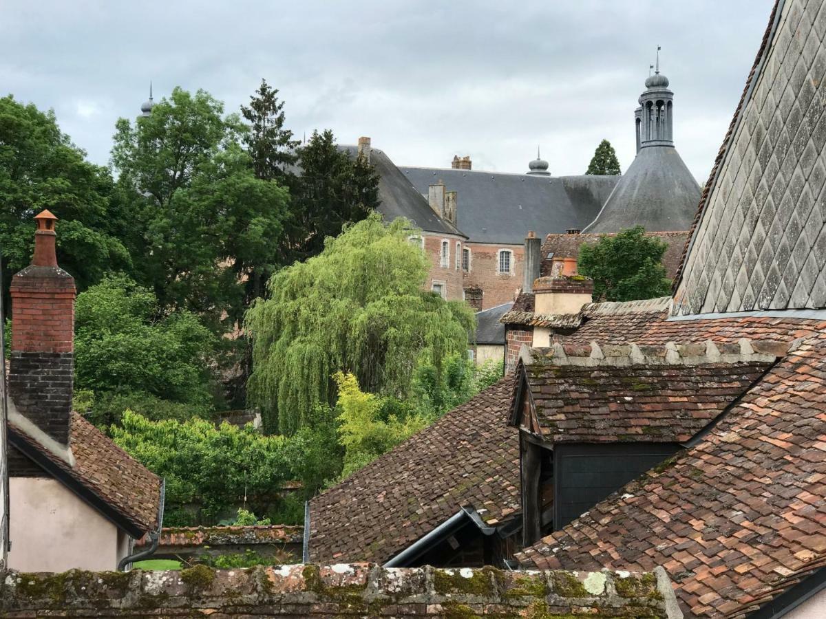 La Maison Jeanne D'Arc Saint-Fargeau  Eksteriør bilde